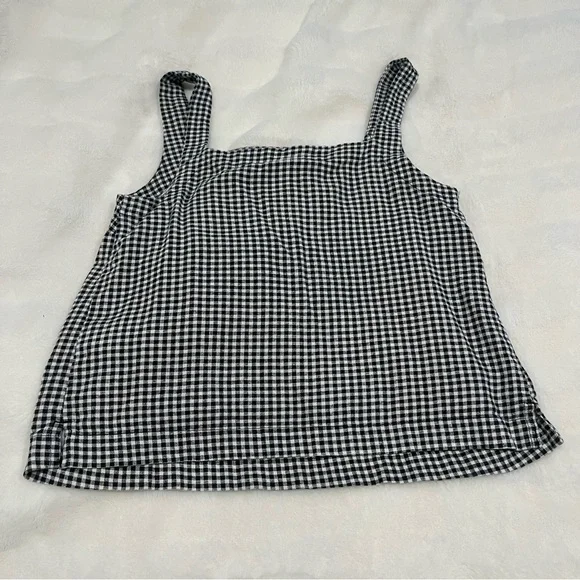 A New Day Black and White Gingham Linen Tank Top - Picture 2 of 4